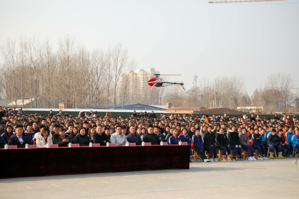 9Z7A1049.jpg